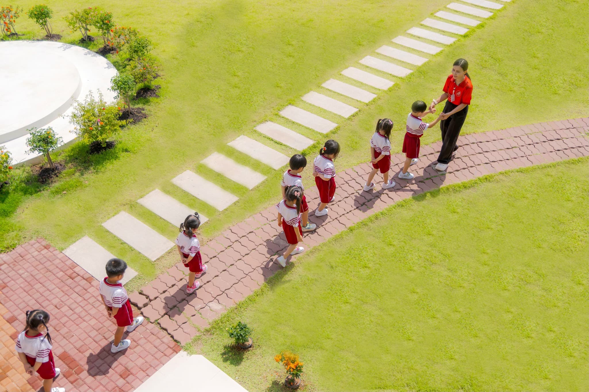 Sangtawon Pattana School students