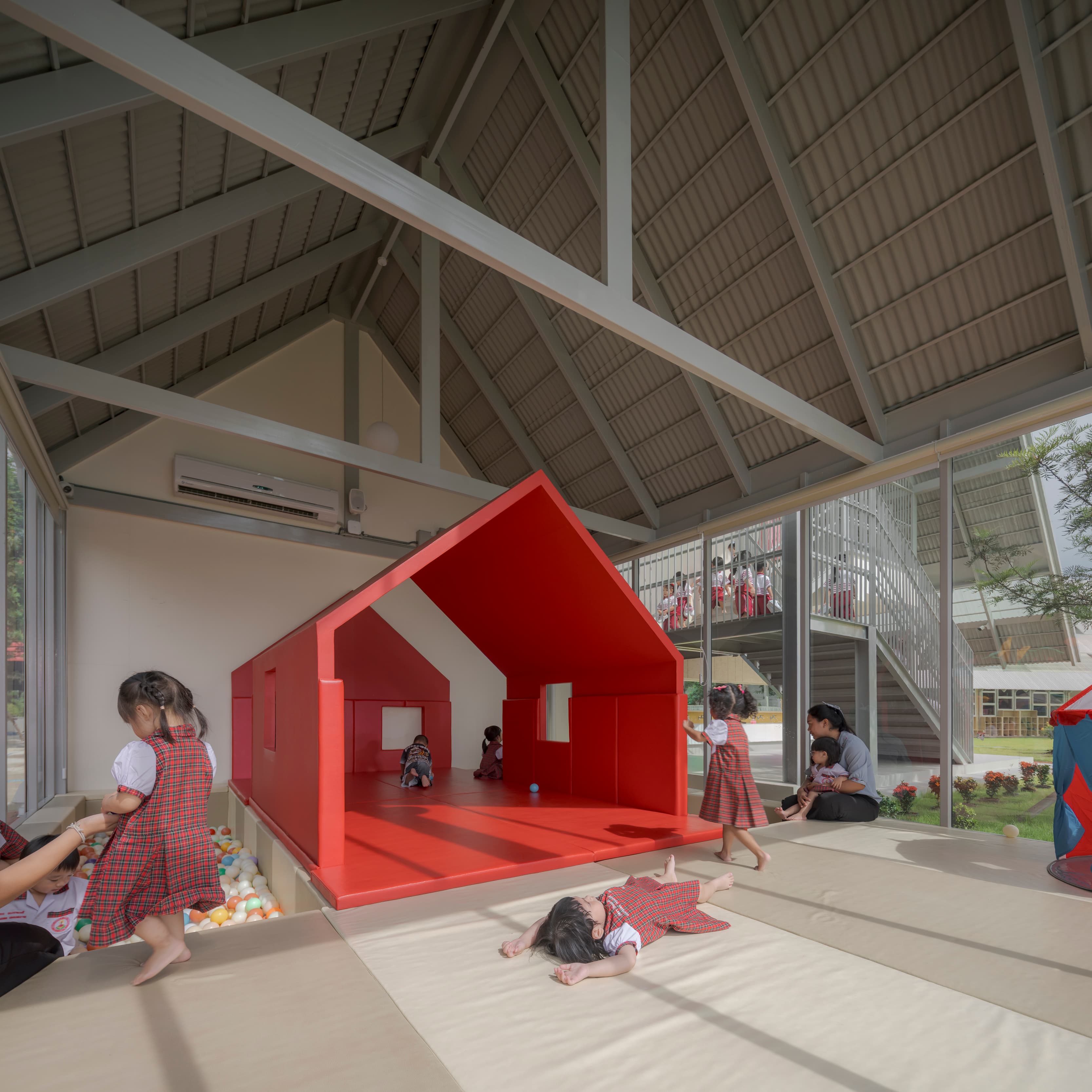 Sangtawon Pattana's modern campus learning space